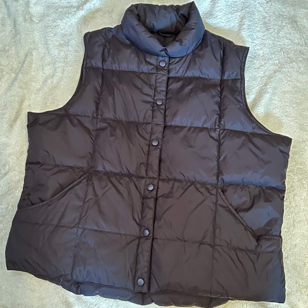Lands End Down Vest sz XL Black